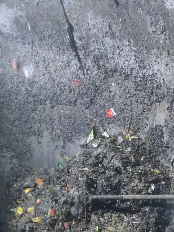 青冈污水池清理